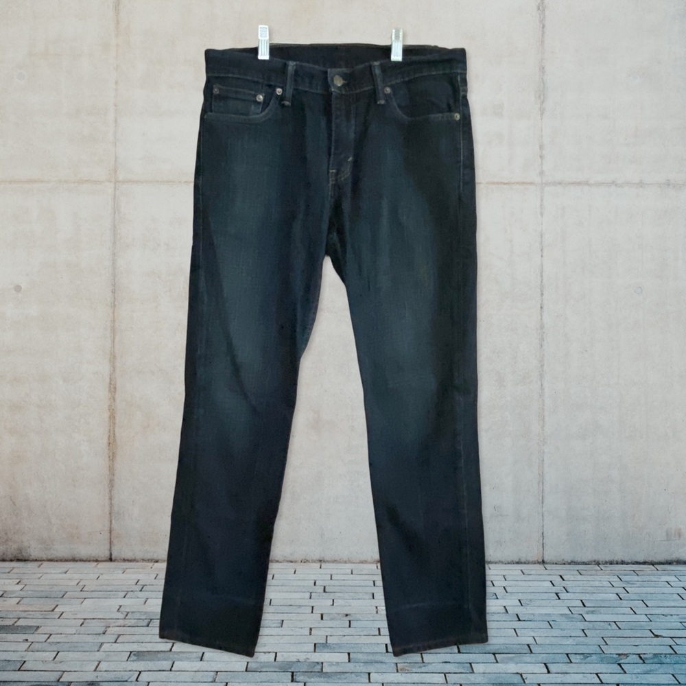 Levi jeans